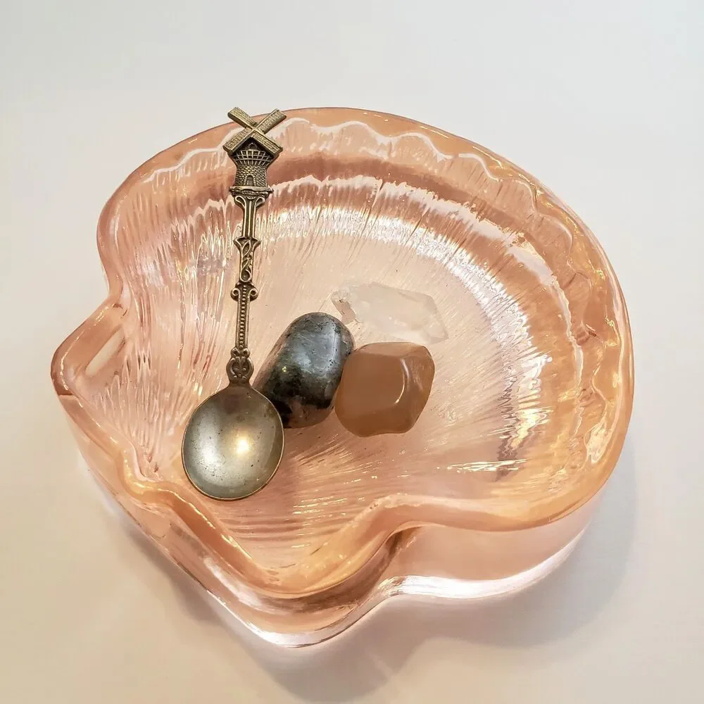 Vintage Pink Glass Seashell Soap/Trinket Dish Mermaid/Coastal/Beachy